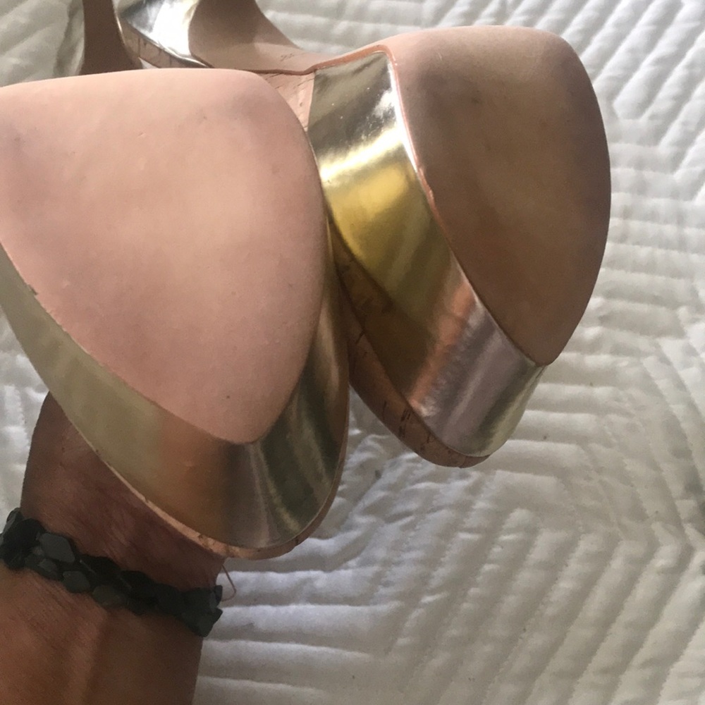 Platform heels - Picture 3 of 3